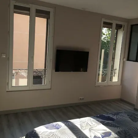 Casa vacanze La Maison Parisienne Maison Deux Pièces à Louer Au Pied Du Métro